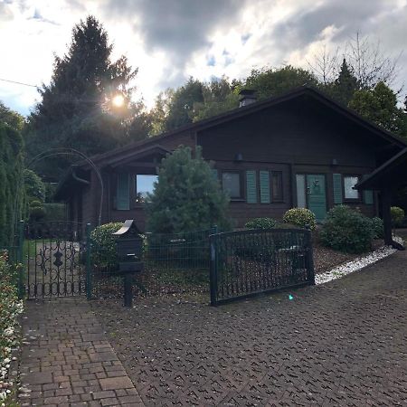 Gemuetliches Holzhaus In Idyllischer Lage Ruppichteroth 外观 照片