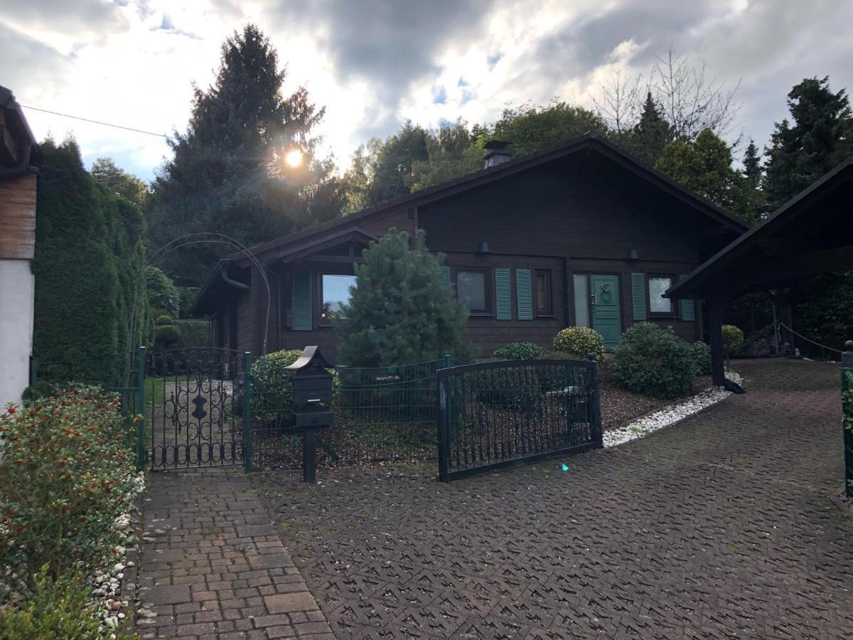 Gemuetliches Holzhaus In Idyllischer Lage Ruppichteroth 外观 照片